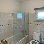 Dom wakacyjny Extraordinary House At Fernao Ferro! *