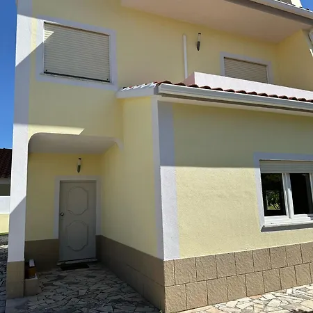 Extraordinary House At Fernao Ferro! * Fernao Ferro