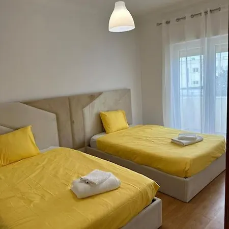 Holiday home Extraordinary House At Fernao Ferro! Fernao Ferro